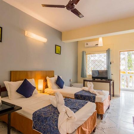 קלנגוטה Dona Julia Beach Resort מראה חיצוני תמונה