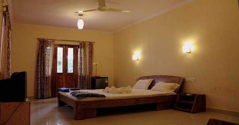 קלנגוטה Dona Julia Beach Resort מראה חיצוני תמונה
