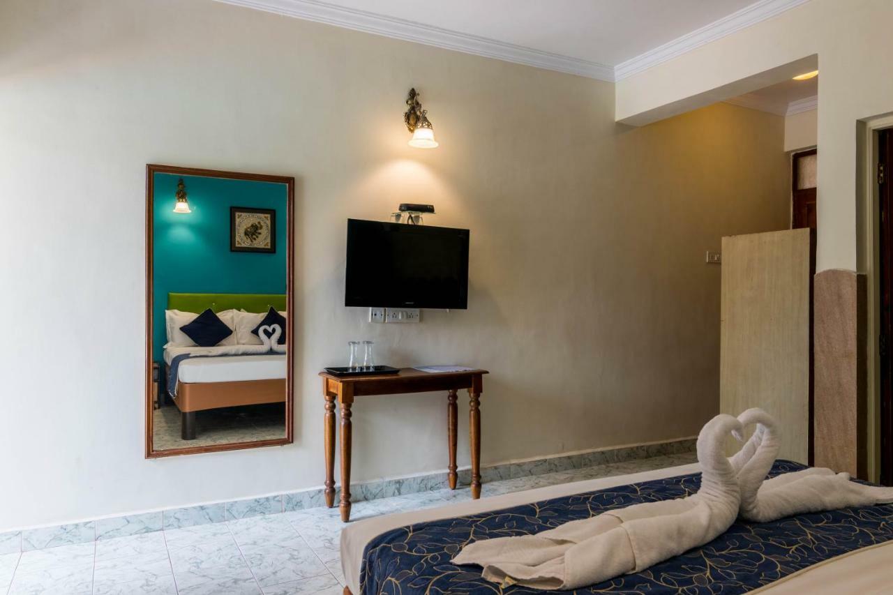 קלנגוטה Dona Julia Beach Resort מראה חיצוני תמונה