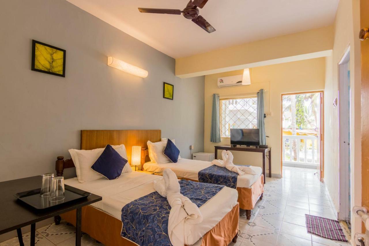 קלנגוטה Dona Julia Beach Resort מראה חיצוני תמונה